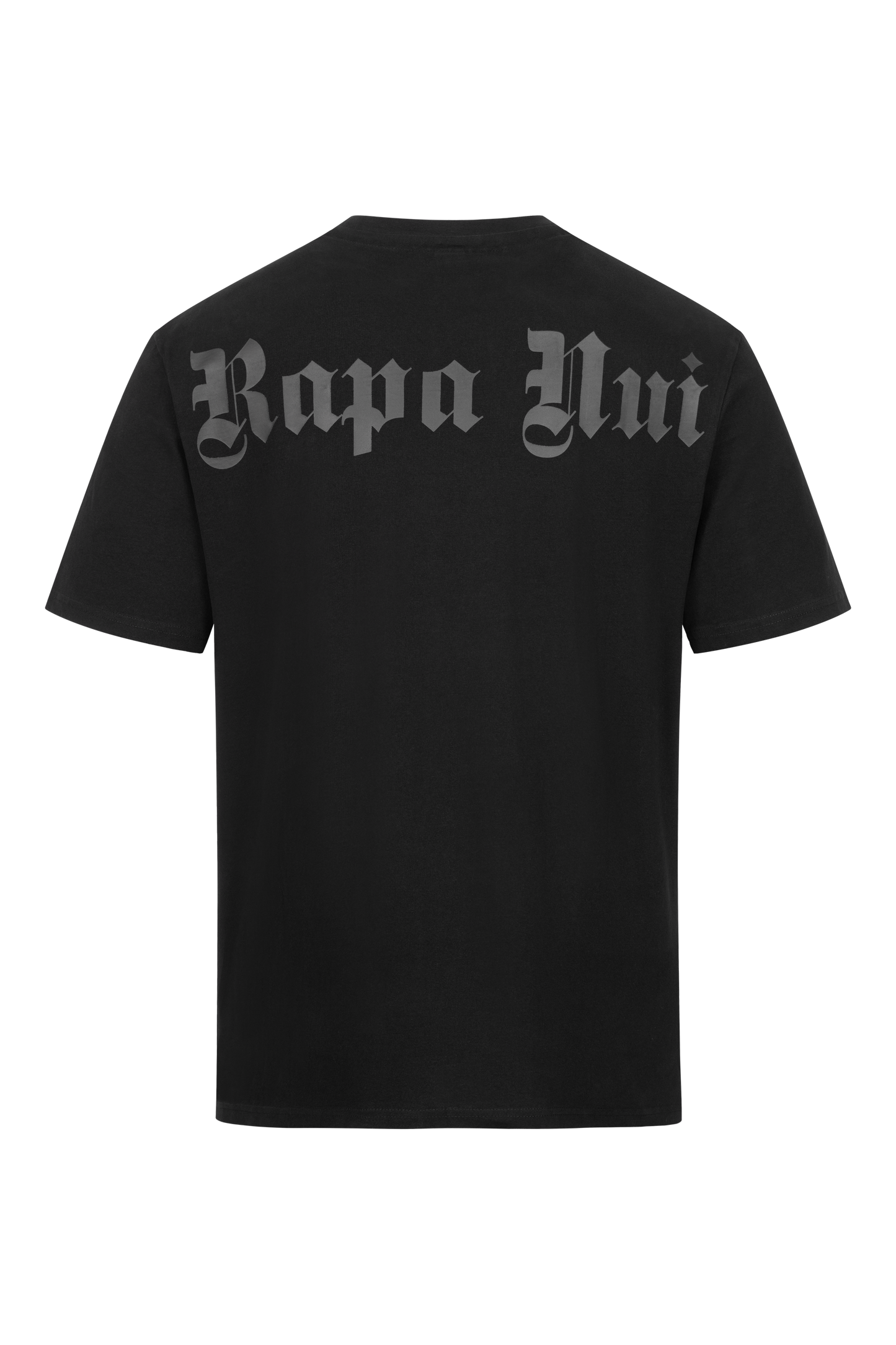 OVERSIZE-SHIRT MIT LOGO UND RÜCKENDRUCK von RAPANUI ORIGINAL mit dem Text „Rapa Nui“ in gotischer Schrift auf dem oberen Rücken aufgedruckt, Control Union-zertifiziert CU 833078.